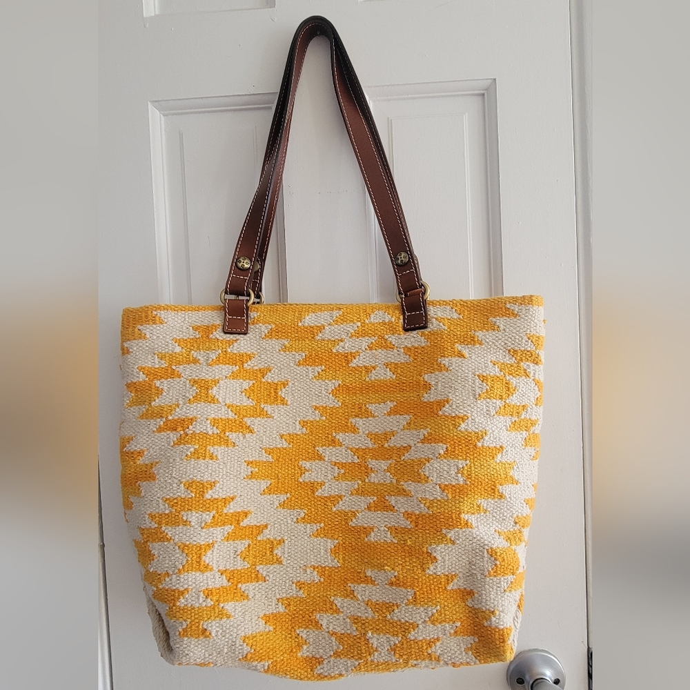 Patricia Nash Large yellow tote!!